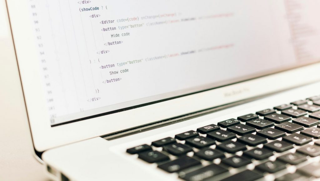 Vergleich günstiger Website- Baukasten vs. Agentur-Website