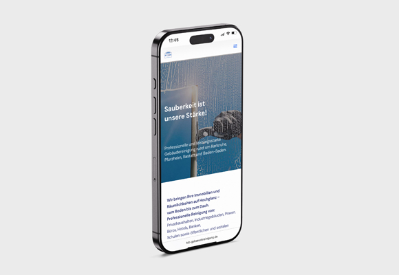 Mobile Phone mit der Website einer Gebäudereinigungsfirma zum Thema B2C-Kundengewinnung