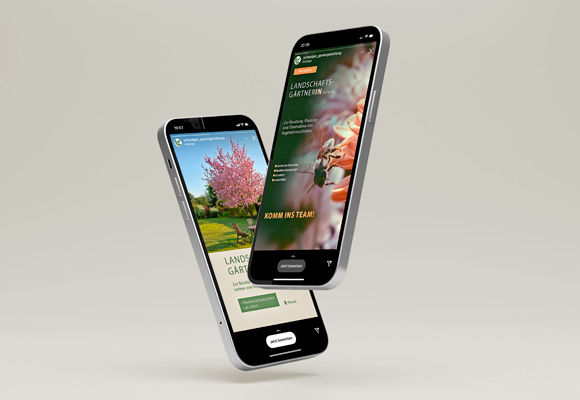 Zwei Mobile Phones mit den Social-Media-Ads einer Recruiting-Kampagne