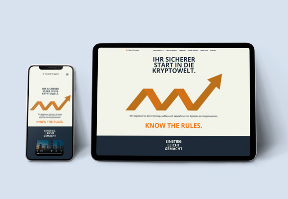 Website eines Sart-up-Unternehmens auf einem, Tablet und Mobile Phone.